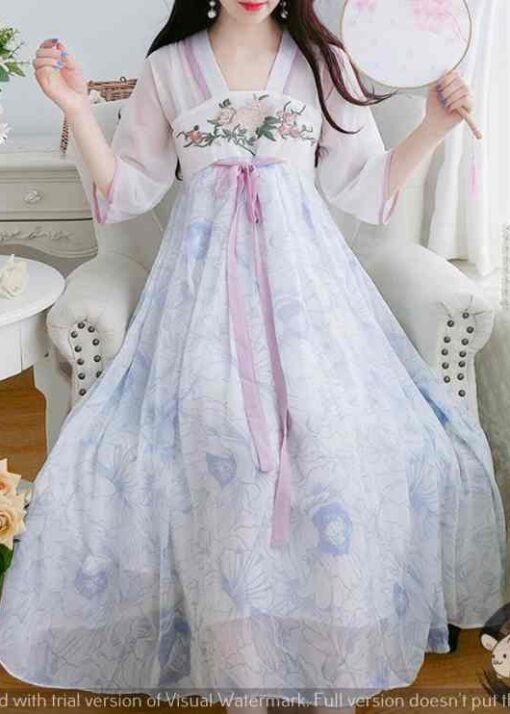 vay co tich trung hoa 4